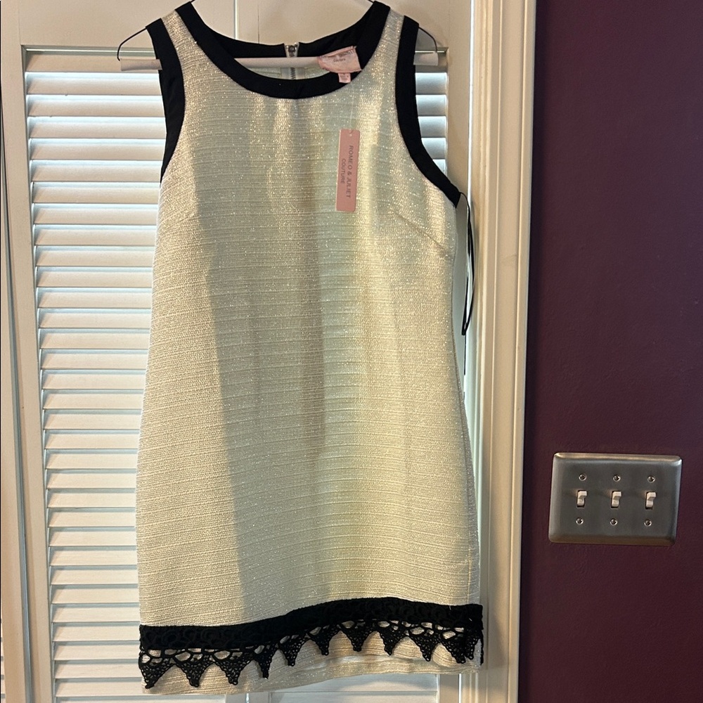 Romeo & Juliet Couture Ivory Textured Shift Dress with Black Trim